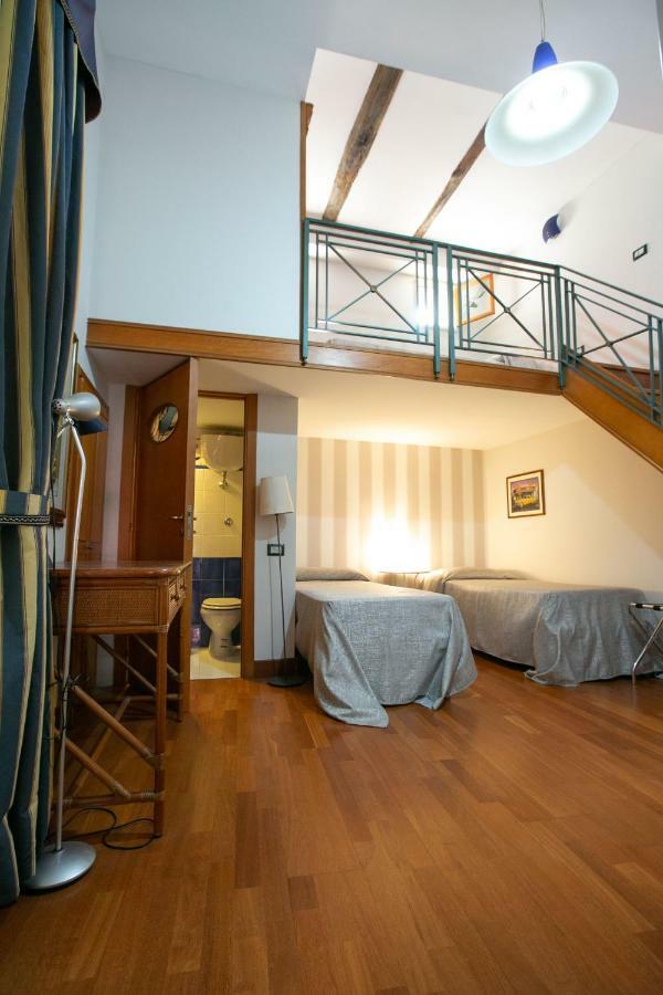 Sweet Toledo By Dimorra Apartment Naples Exterior photo